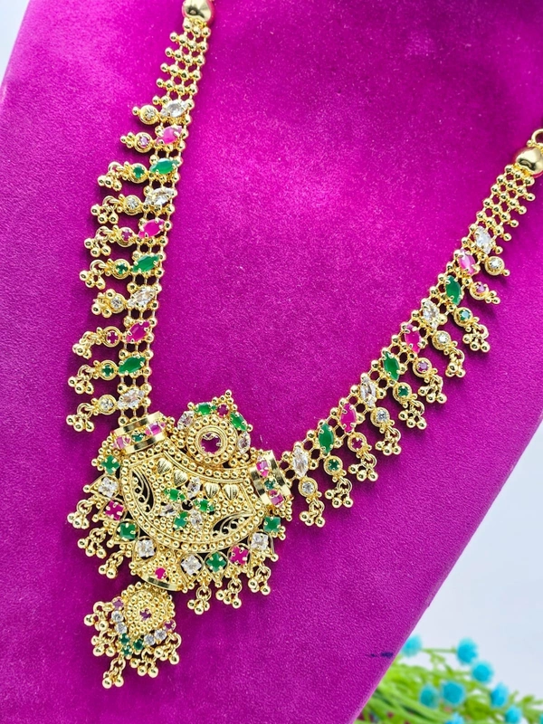 GOLD REPLICA  SHORT NECK SET 