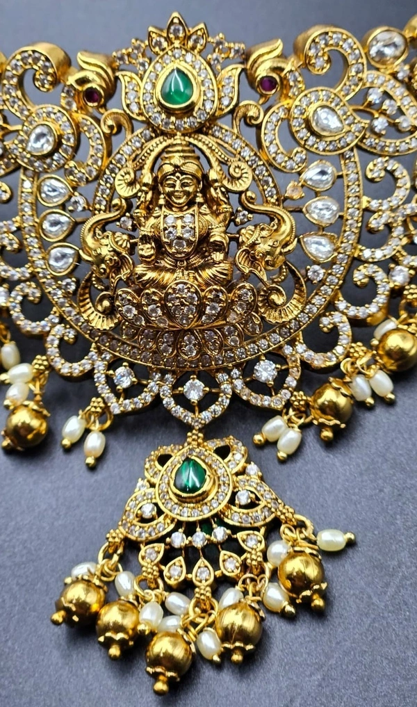 nakshi cz chocker