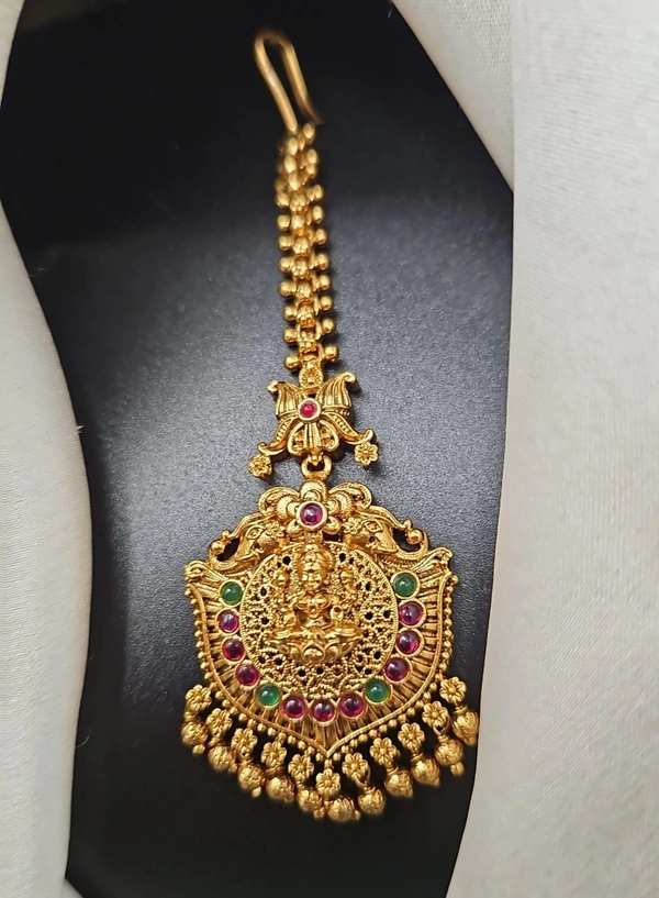lakshmi tikka5