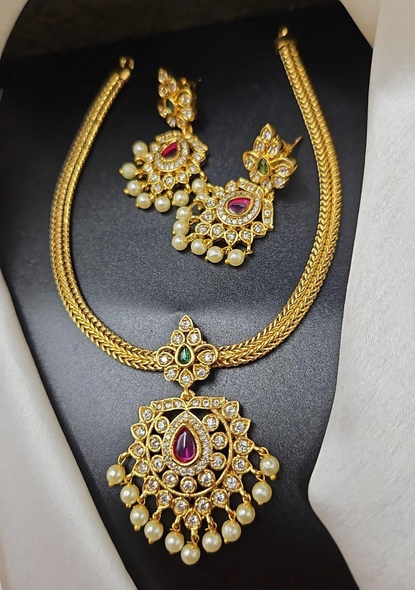 nanu neck set