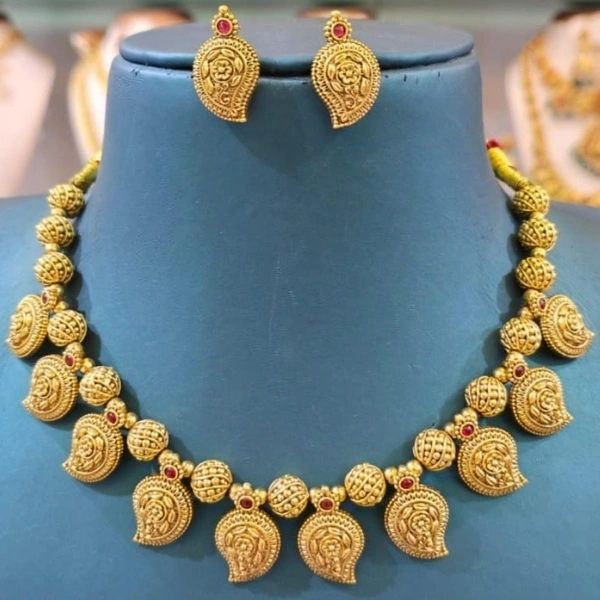 nakshi mango neck set