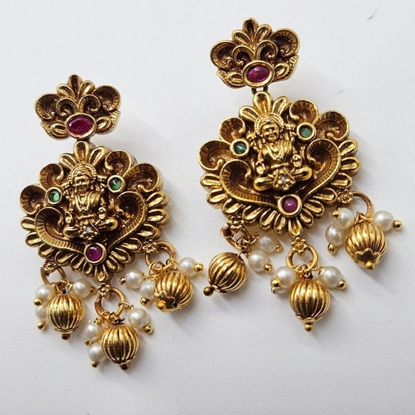 nakshi neck set