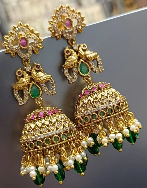 green beeds earrings