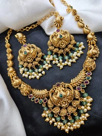 premiium nakshi with out god neck set