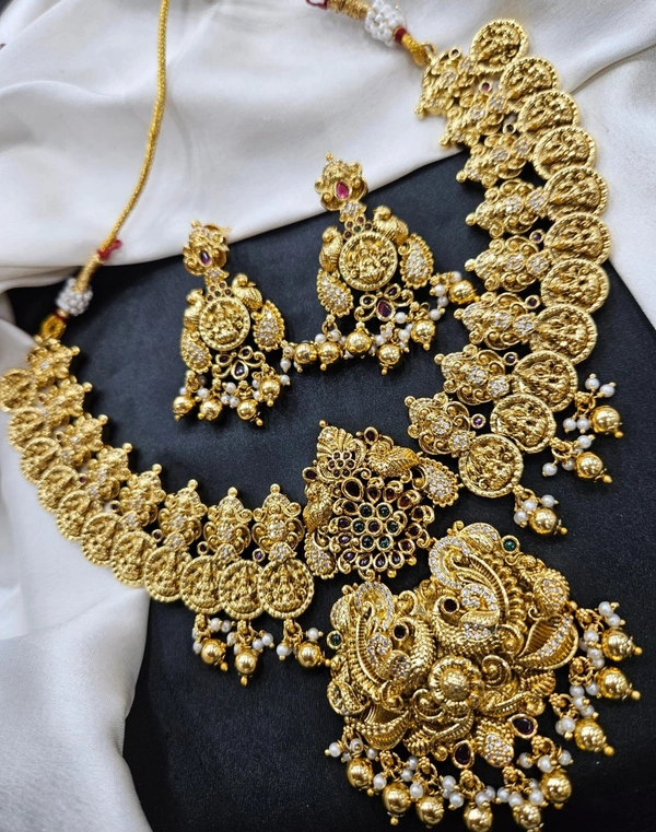 antique gold neck set