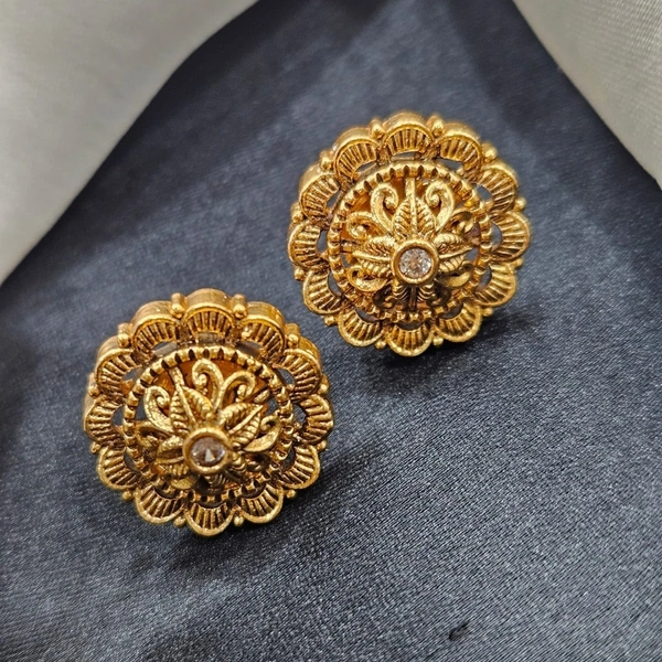 lovely nakshi stud earring