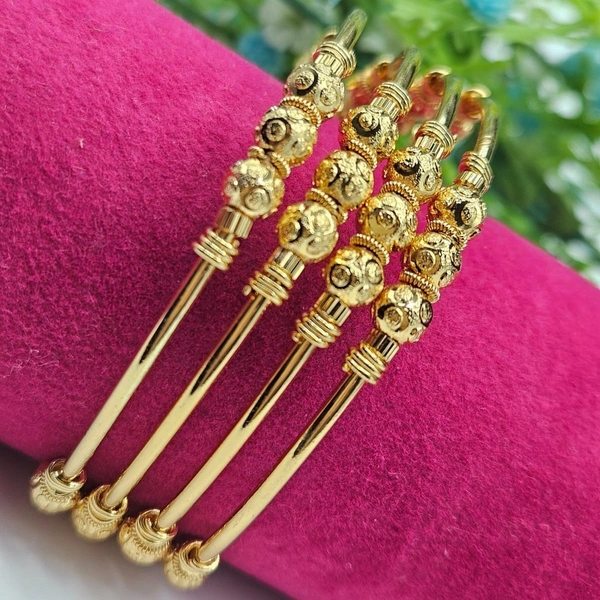 macro bangles 2.8