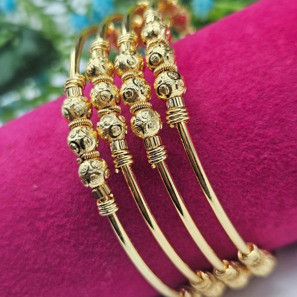 macro bangles 2.6