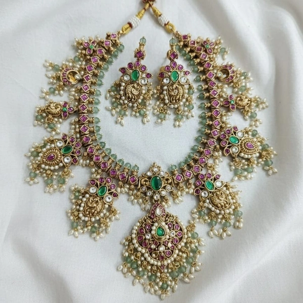 jadau guttapusalu neck set