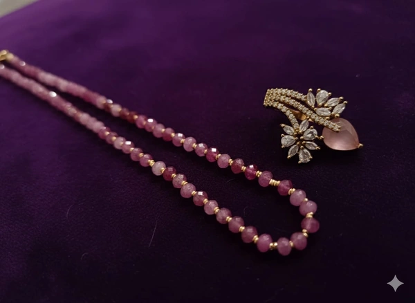 single line babby pink beeds with locket