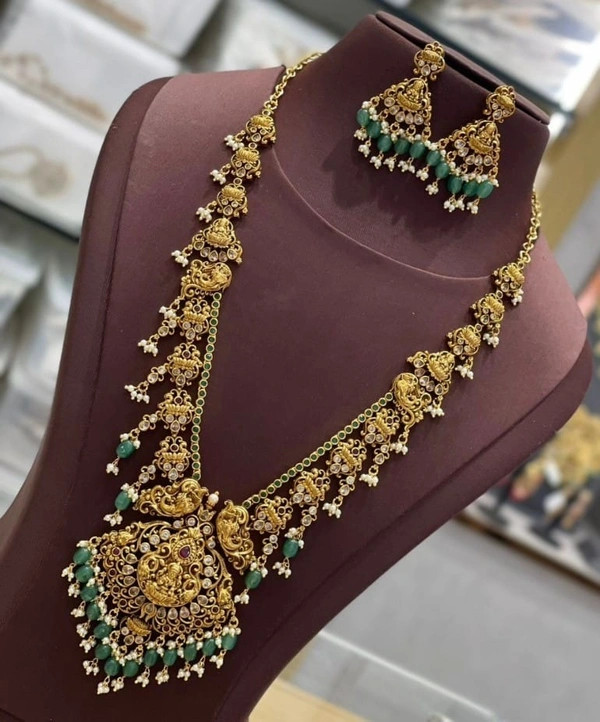 two lines nakshi lakshmi neck set