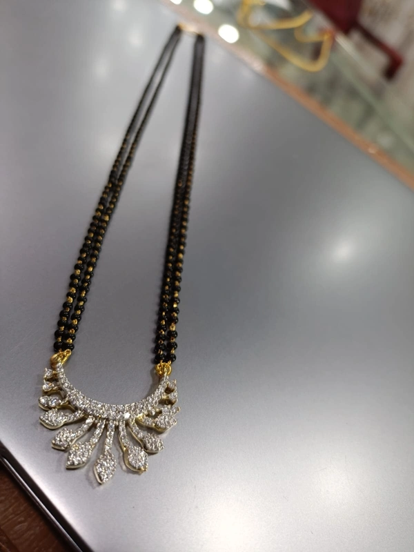 gj short 20 inchs black beed