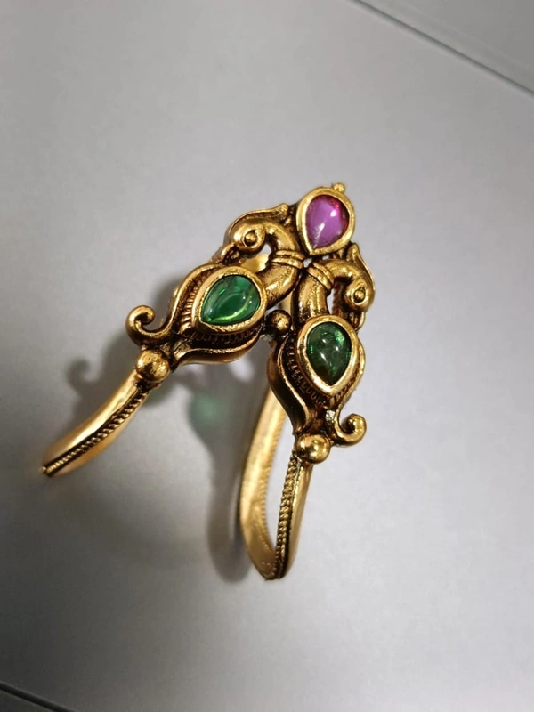 peacocok nakshi ring