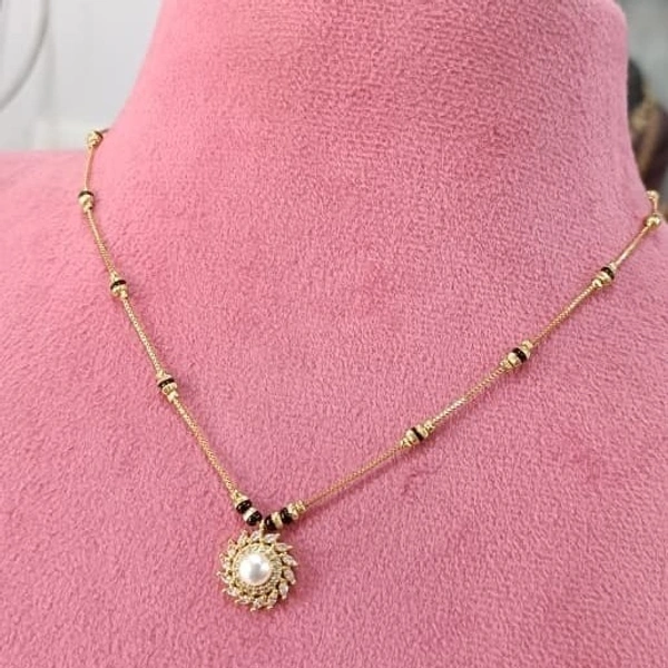 peral short black beed 