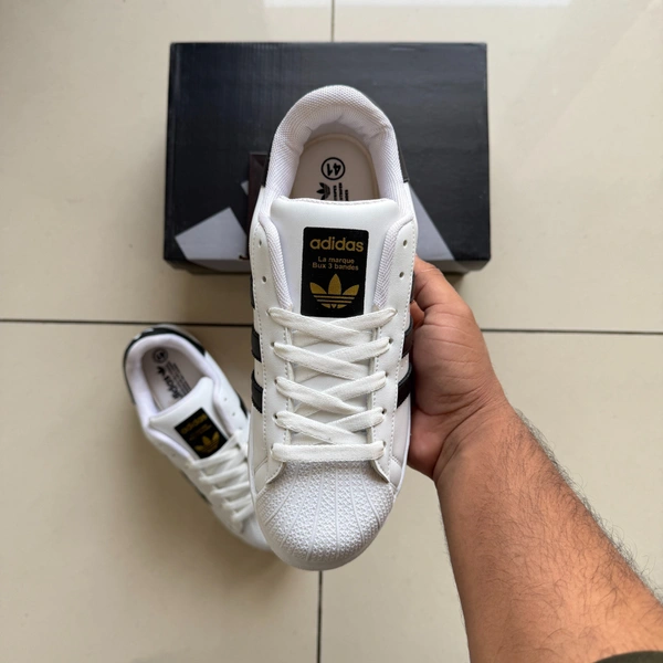 Superstar White - UK 6