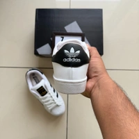 Superstar White - UK 6