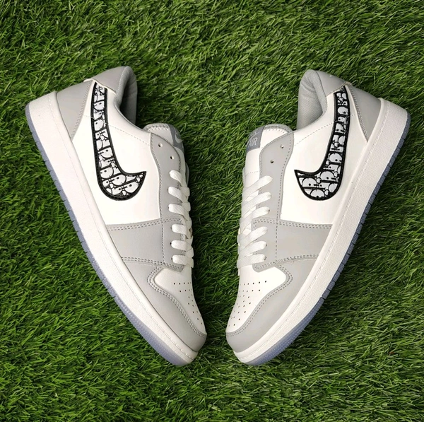 JORDAN LOW DIOR - UK 9