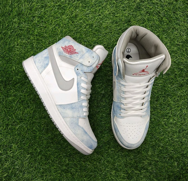 Jordan 1 hyper royal high - UK 9