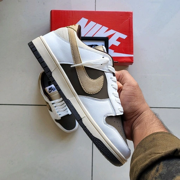 DUNK OTOMO BEAR - UK 9