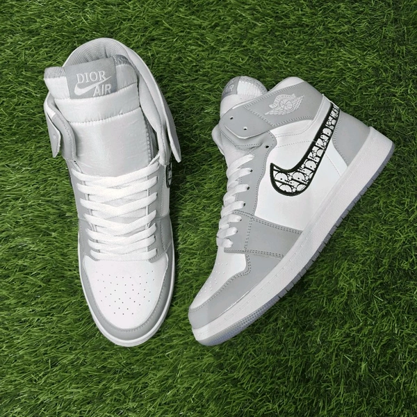 JORDAN 1 DIOR HIGH - UK 6