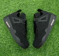 Retro 4 black cat - UK 9