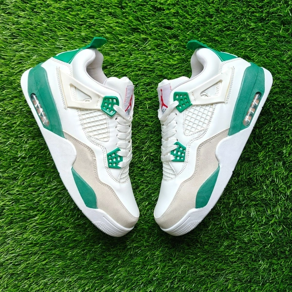 Retro 4 white green - UK 7