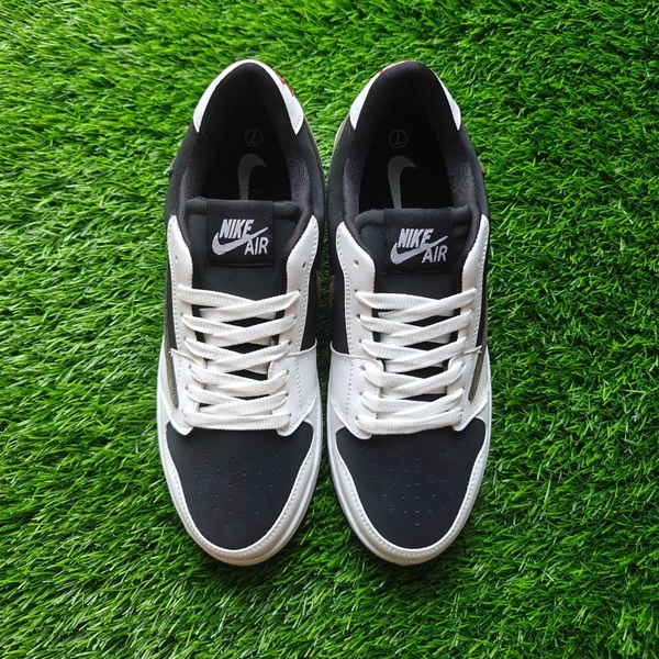 Travis scott olive - UK 9