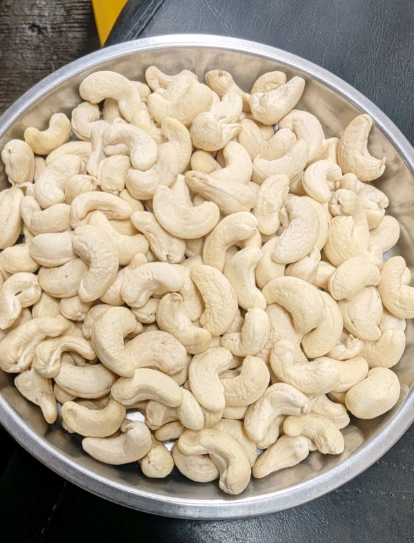 Cashew W240 - 10