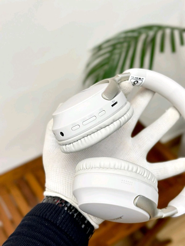 BoOse Headphones - Black