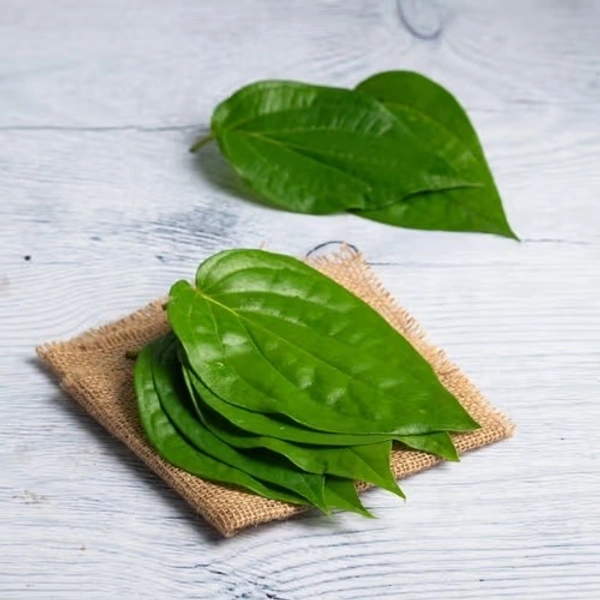 Betel Leaves (Paan)  11 Pcs
