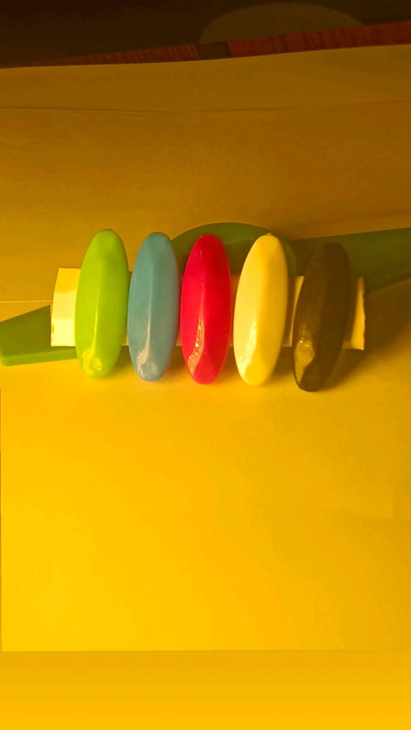 Colorful Plastic Hair Clips – 5 Peace, 5 Beautiful Colors