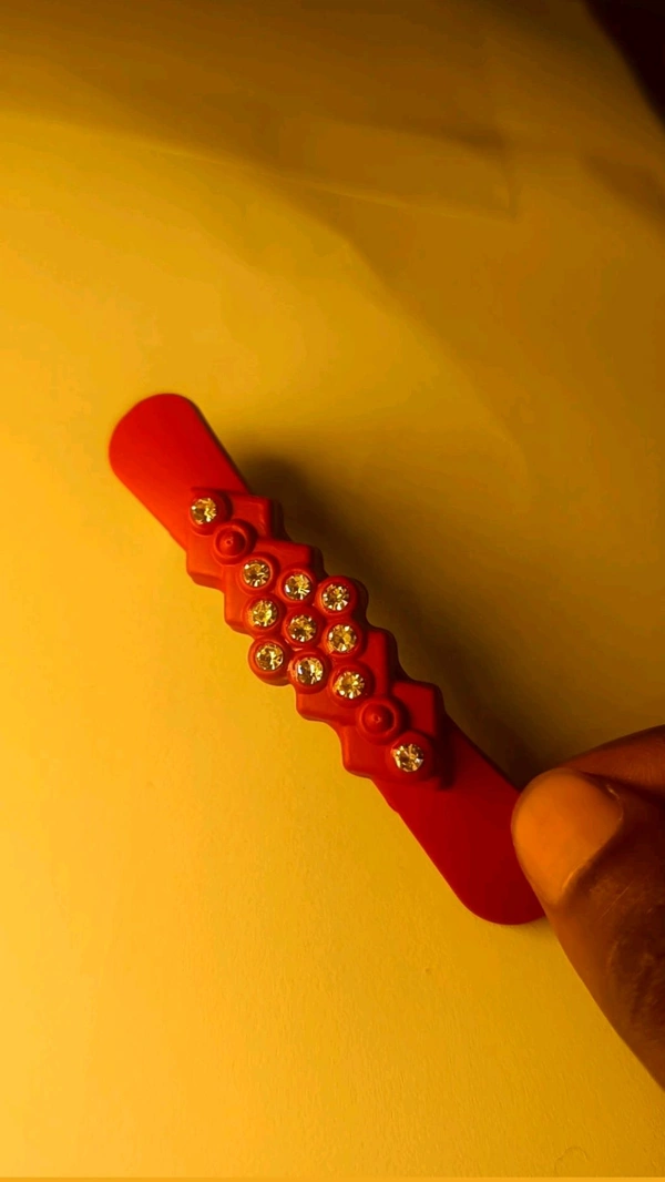 Luxury Hair Clip – Trendy aur Premium Feel,