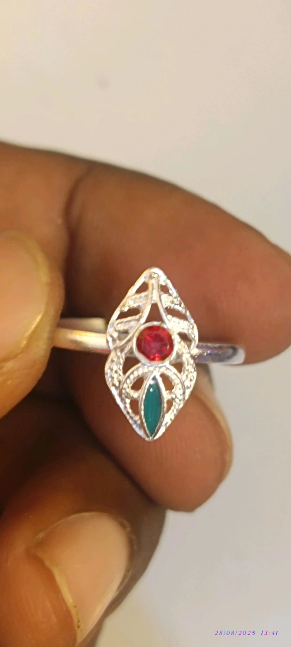 “Mega Ring Deal – Buy 5, Get 3 Free (Total 8 Pcs) 