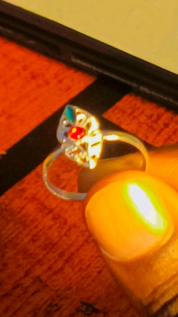 “Mega Ring Deal – Buy 5, Get 3 Free (Total 8 Pcs) 
