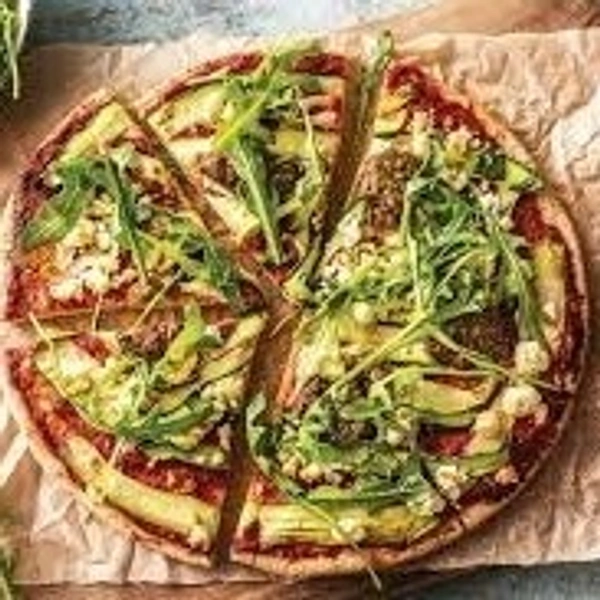 Basil pesto pizza