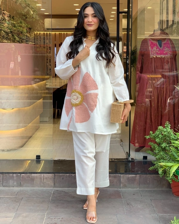 Beautiful Co-ord Design For Gorgeous Ladies 
