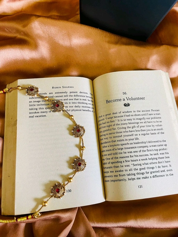 Floral Toned Necklace 