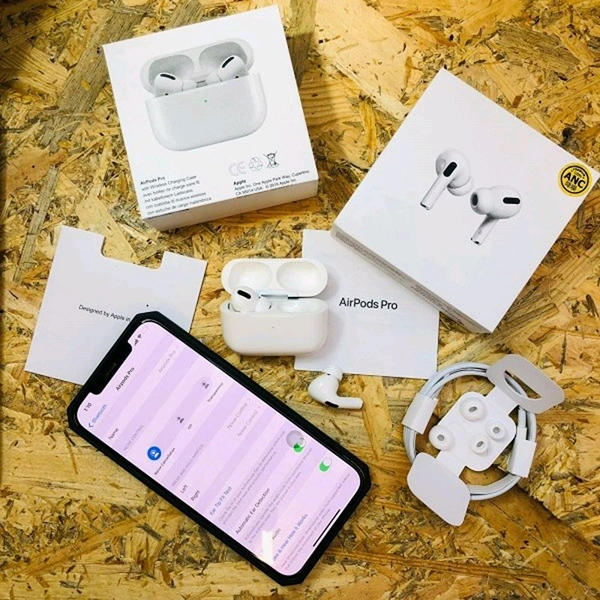 Airpods Apple AirPods Pro (2nd Generation) with MagSafe Charging Case - White