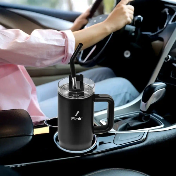 Flair Vogue 750ml Insulated Tumbler with Lid & Straw – Versatile Travel Mug for - Base Variant