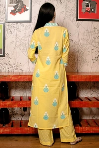 Gosriki Women Cotton Blend Kurta Palazzo Attached Dupatta Set - M