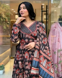Shriya Printed Kurta Set - XL