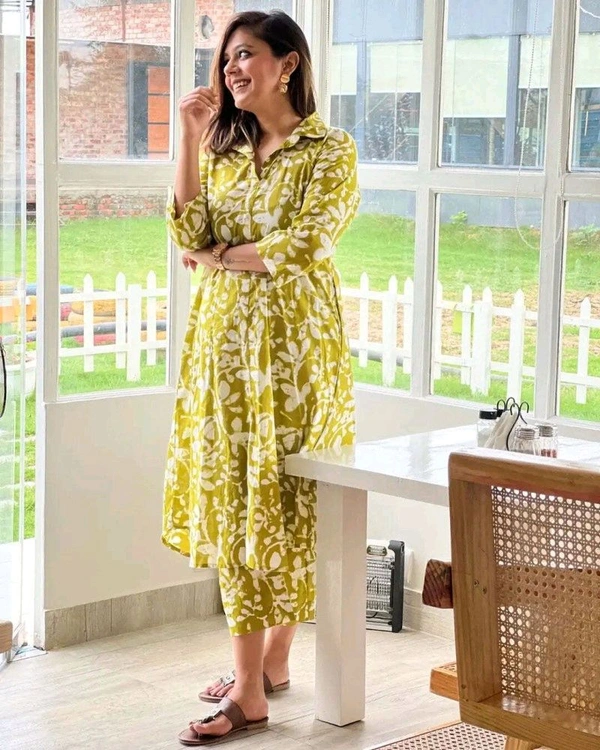 Devdham DEVDHAM 
Women Cotton Rayon Kurta Palazzo Set - XL