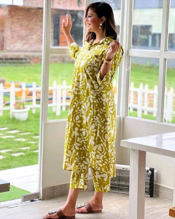 Devdham DEVDHAM 
Women Cotton Rayon Kurta Palazzo Set - XXL