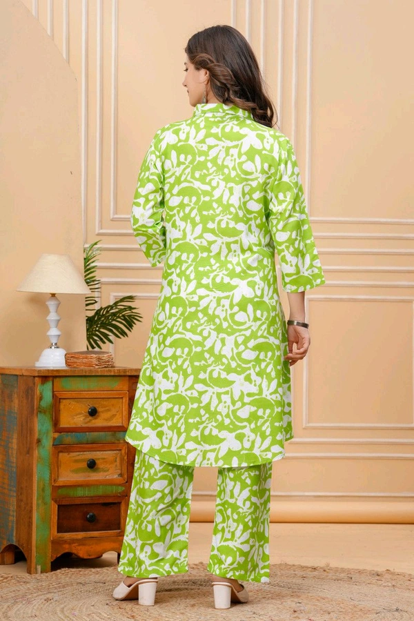 Devdham DEVDHAM 
Women Cotton Rayon Kurta Palazzo Set - XL