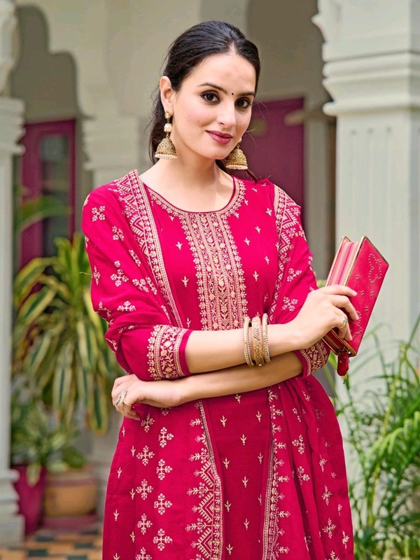 Berrylicious Women Silk Blend Kurta Pant Dupatta Set - XL