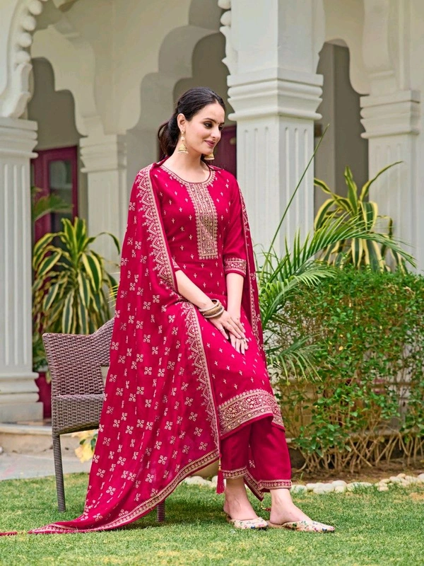 Berrylicious Women Silk Blend Kurta Pant Dupatta Set - XL