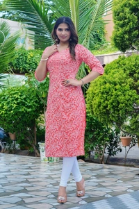 MARKHYA WALA 
Women Printed Cotton Rayon Straight Kurta (Pink) - XS