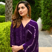 Gosriki 
Women Cotton Rayon Kurta Palazzo  - M