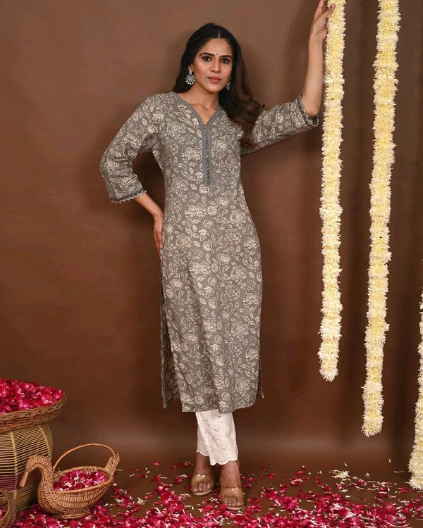Women Floral Print Pure Cotton A-line Kurta  - S