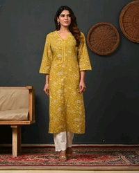 Women Floral Print Pure Cotton A-line Kurta  - M